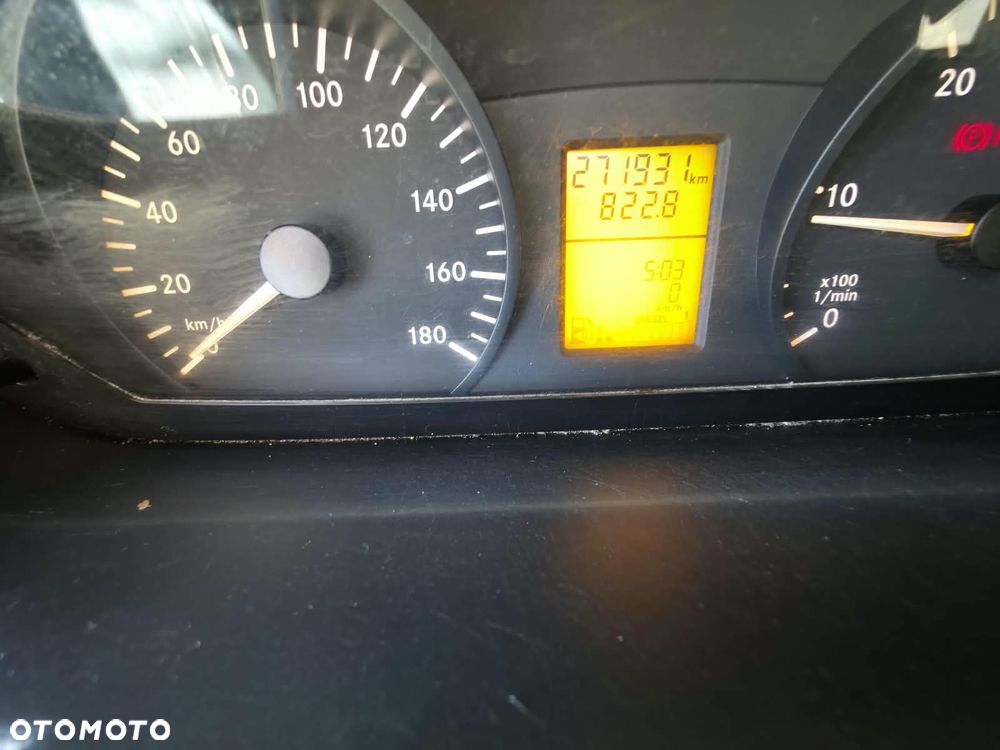 Mercedes-Benz SPRINTER - 6