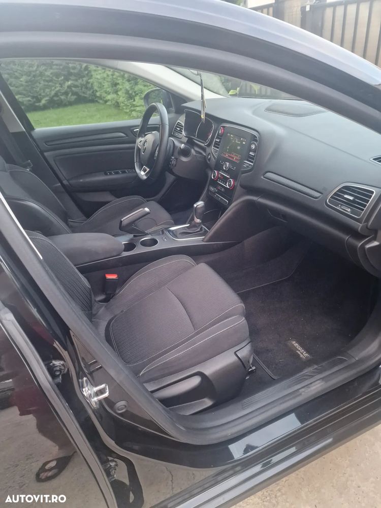 Renault Megane BLUE dCi 115 EDC INTENS - 6