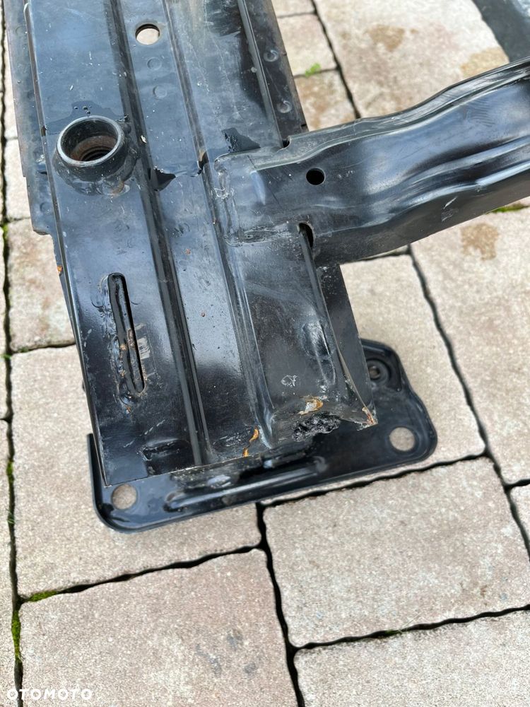 Hyundai i40 belka wzmocnienie zderzaka przód - 3