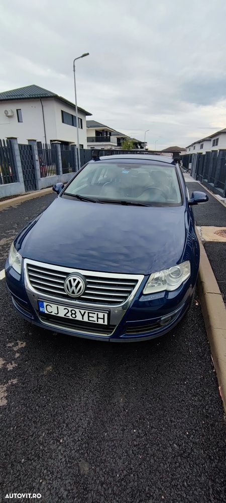 Volkswagen Passat 2.0TDI Highline DPF DSG - 2