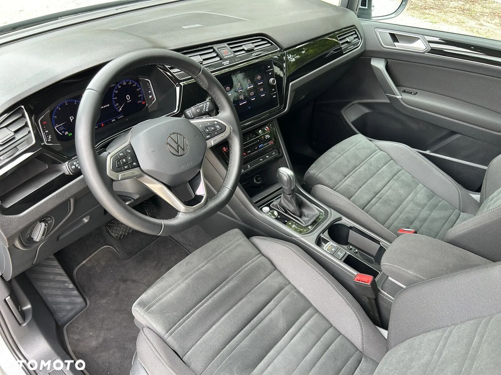 Volkswagen Touran 1.5 TSI EVO Highline DSG - 8