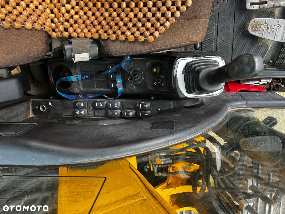 JCB JS160 - 19