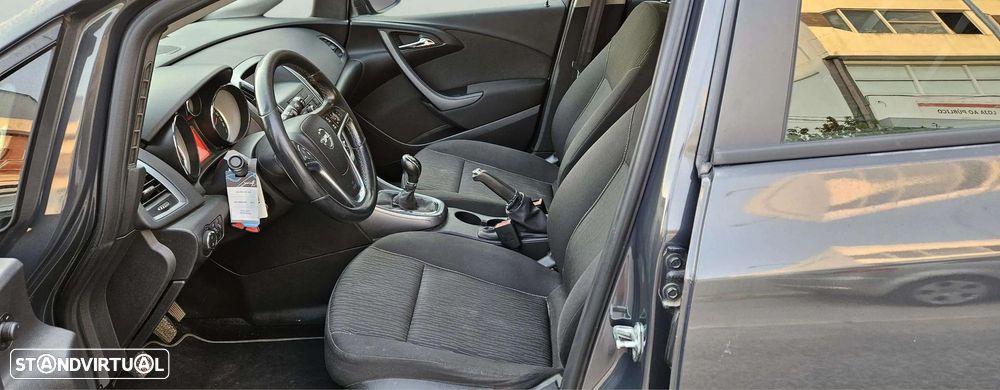 Opel Astra 1.3 CDTi Cosmo - 10