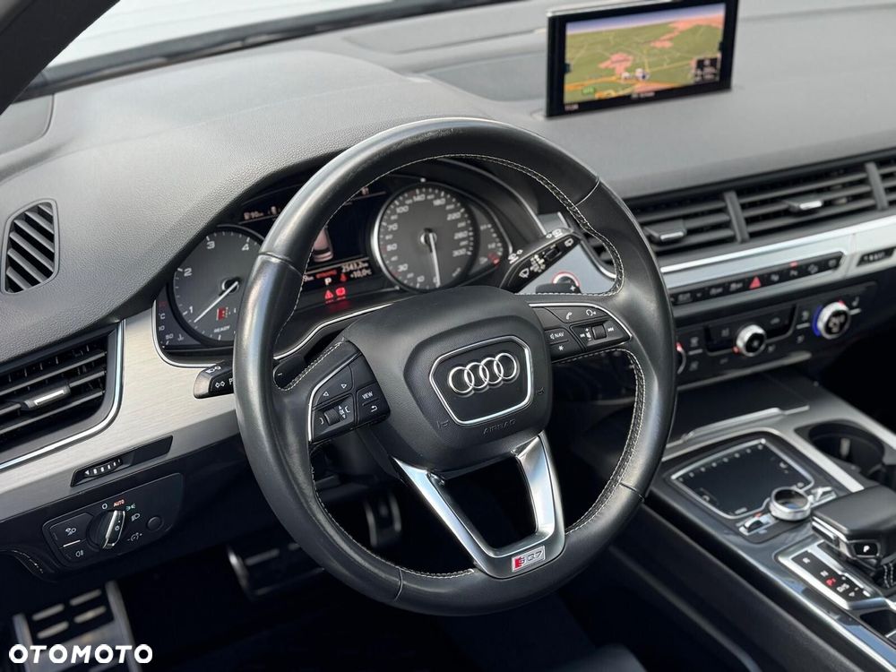 Audi SQ7 - 10