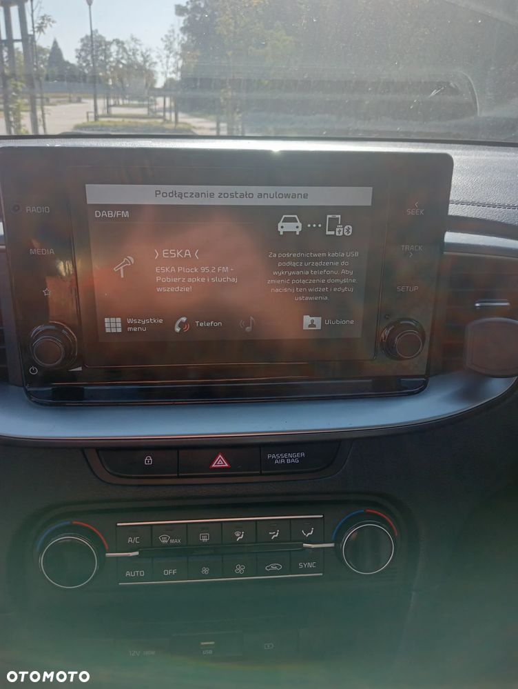 Kia XCeed 1.5 T-GDI M - 13