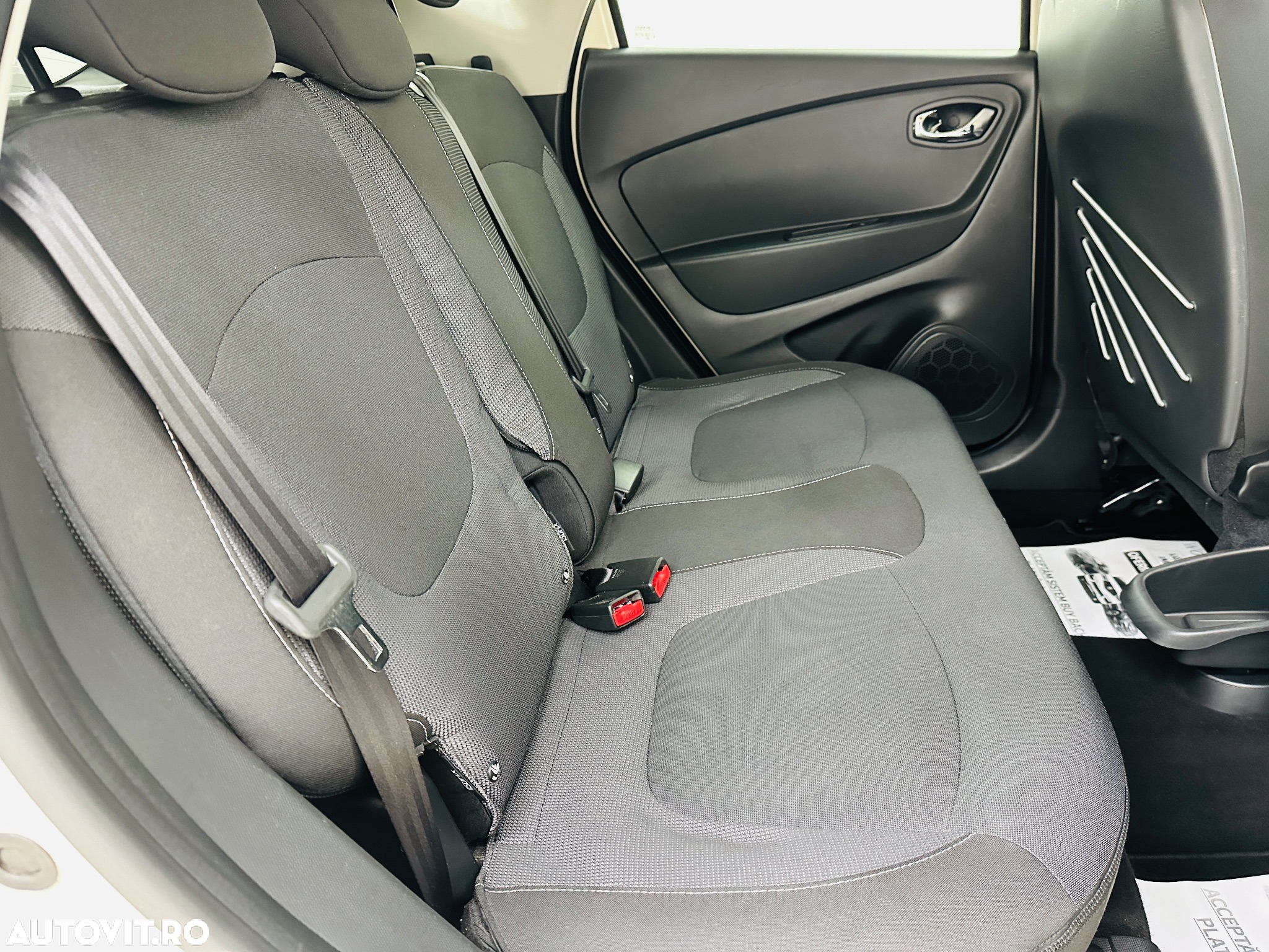 Renault Captur - 15