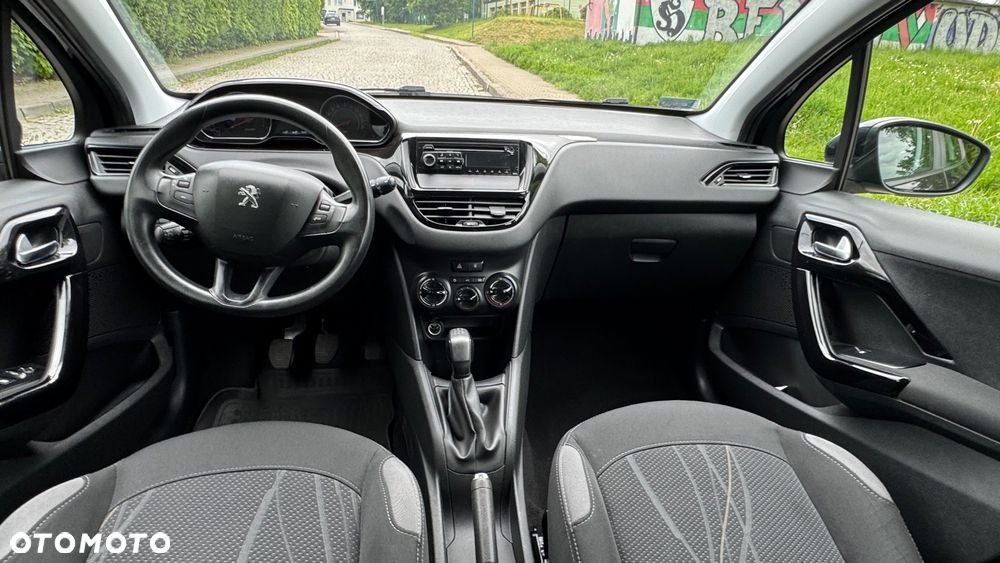 Peugeot 208 1.2 PureTech Style - 11