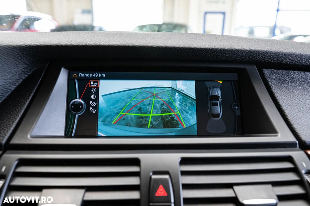 BMW X6 xDrive40d - 17