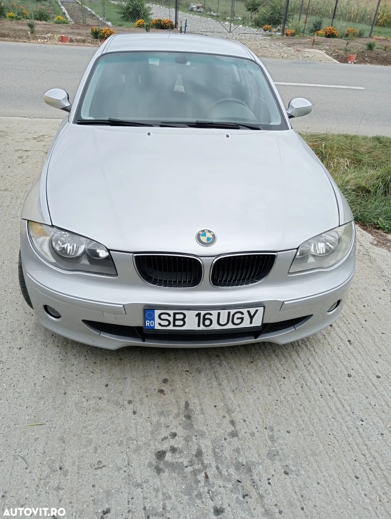 BMW Seria 1 116i - 1