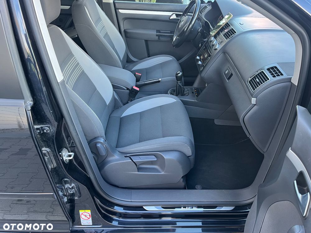 Volkswagen Touran 2.0 TDI DPF Life - 17