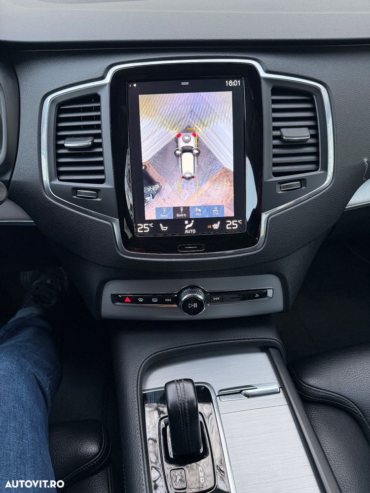 Volvo XC 90 B5 D AWD Geartronic Momentum Pro - 7