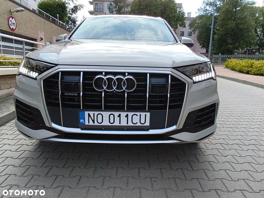 Audi Q7 - 7