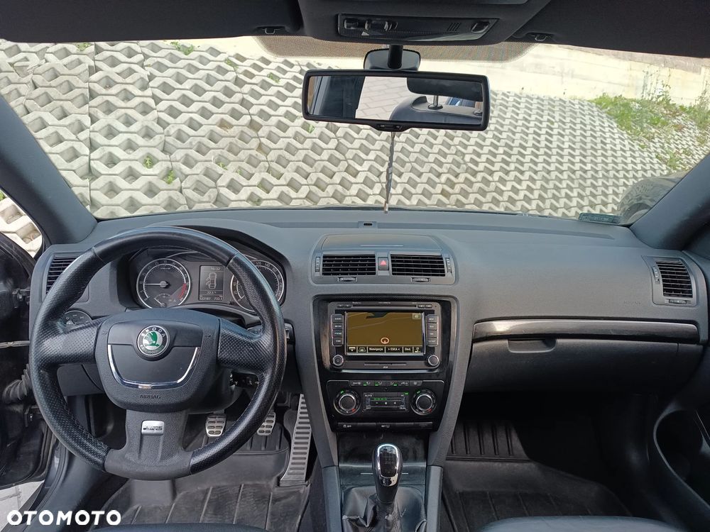 Skoda Octavia 2.0 TDI DPF RS - 9