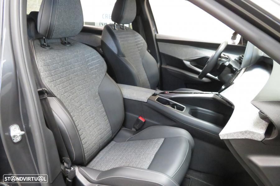 Peugeot 5008 1.2 Hybrid Allure e-DCS6 - 11