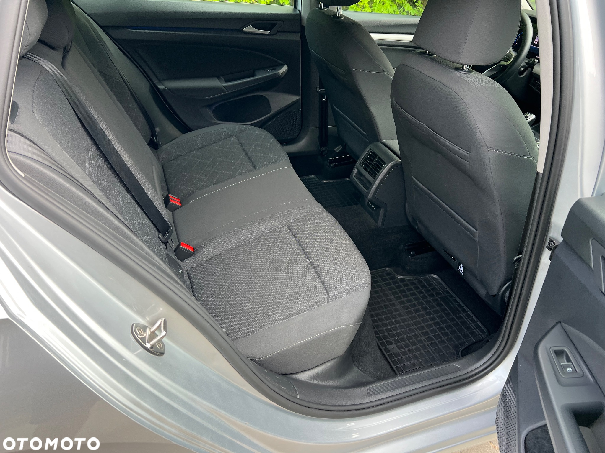Volkswagen Golf VIII 1.5 TSI EVO Life - 20