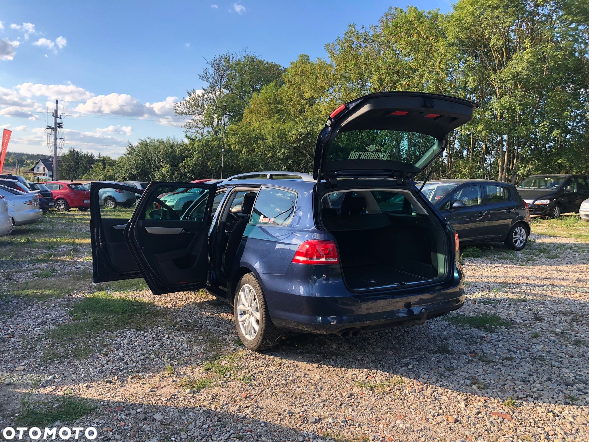 Volkswagen Passat - 2