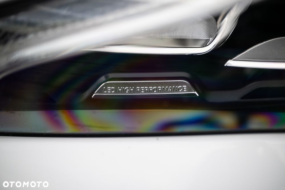 Mercedes-Benz CLA - 11
