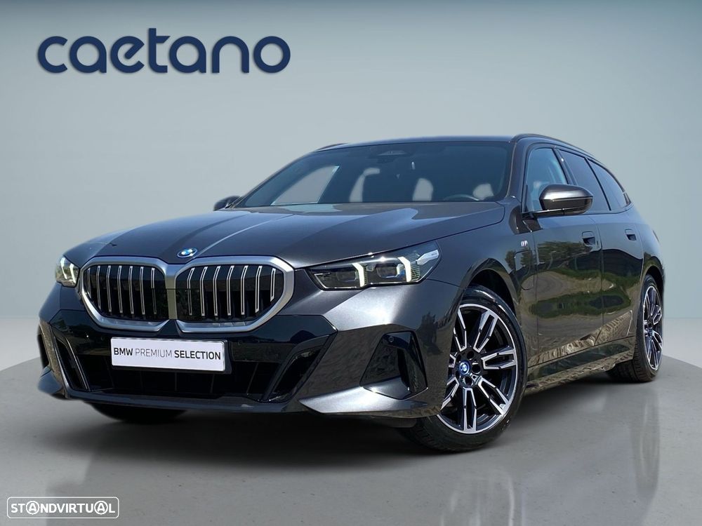 BMW 530 e Pack Desportivo M - 1