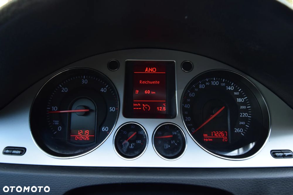 Volkswagen Passat 2.0 TDI 4Motion Individual - 22