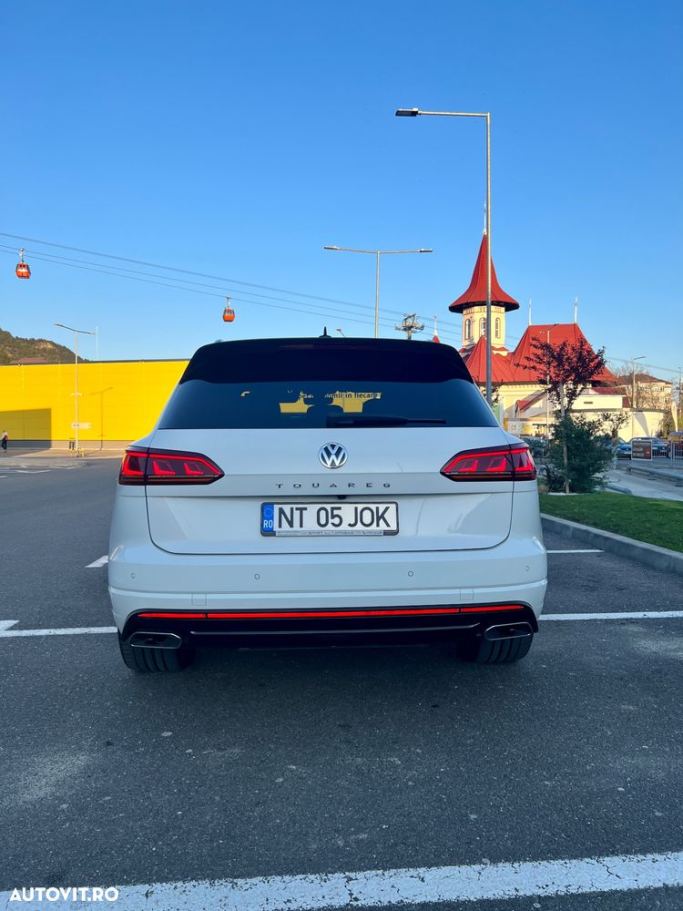 Volkswagen Touareg V6 TDI R-Style - 6