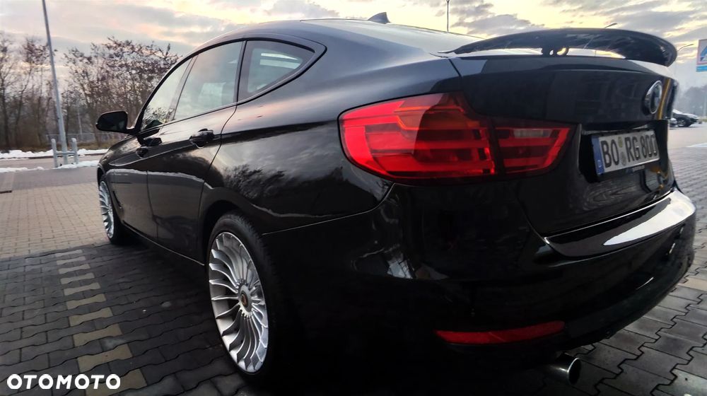 BMW 3GT 318d Luxury Line - 9