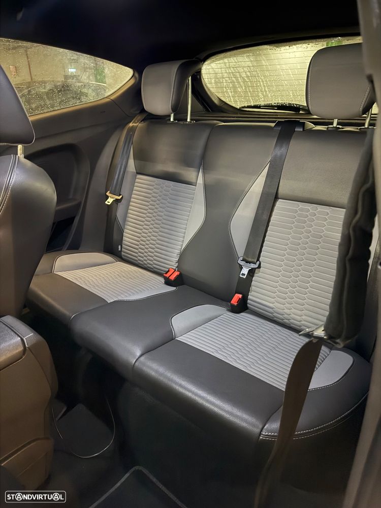 Ford Fiesta 1.6 EcoBoost c/ Pack Pele Desportiva ST - 4