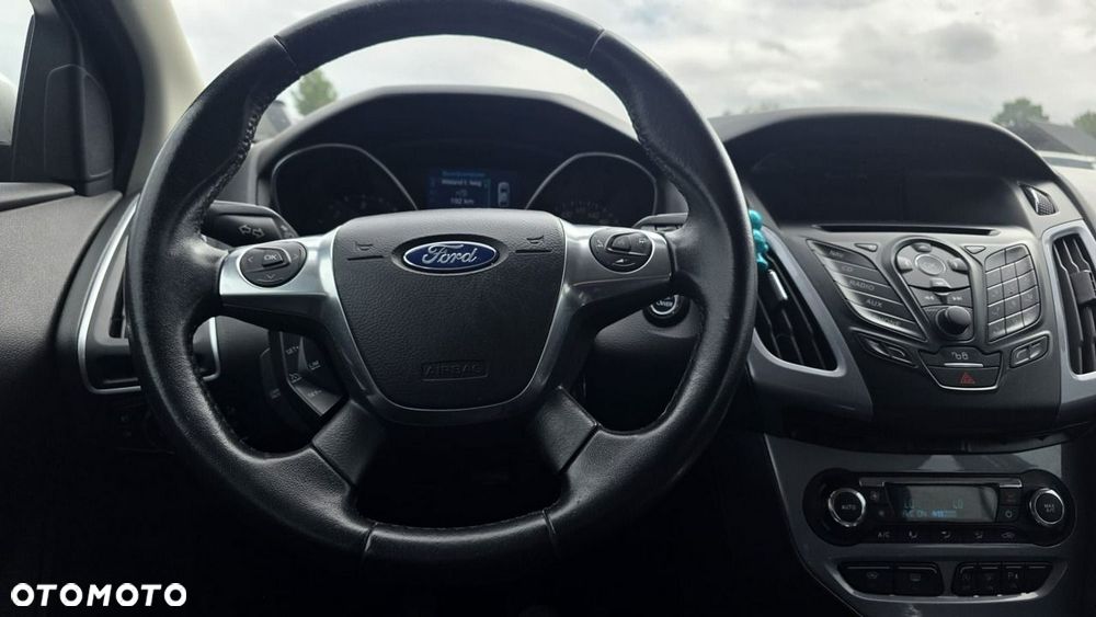 Ford Focus - 10