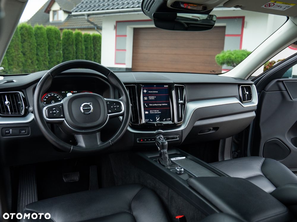 Volvo XC 60 D4 AWD Geartronic RDesign - 29