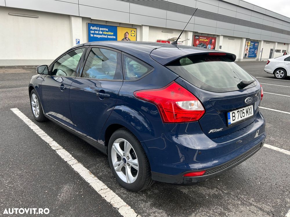 Ford Focus 1.6 TDCI DPF Trend - 6