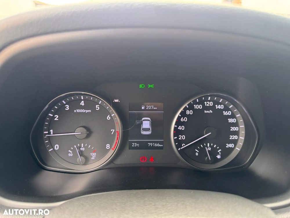 Hyundai i30 1.5 110CP M/T Highway - 22