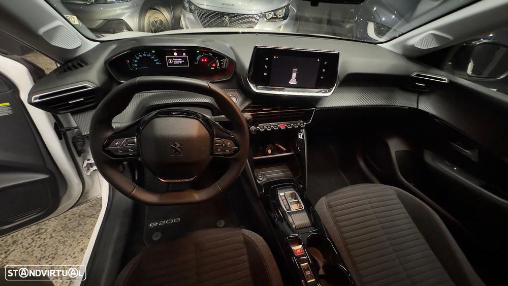 Peugeot e-208 Active Pack - 17