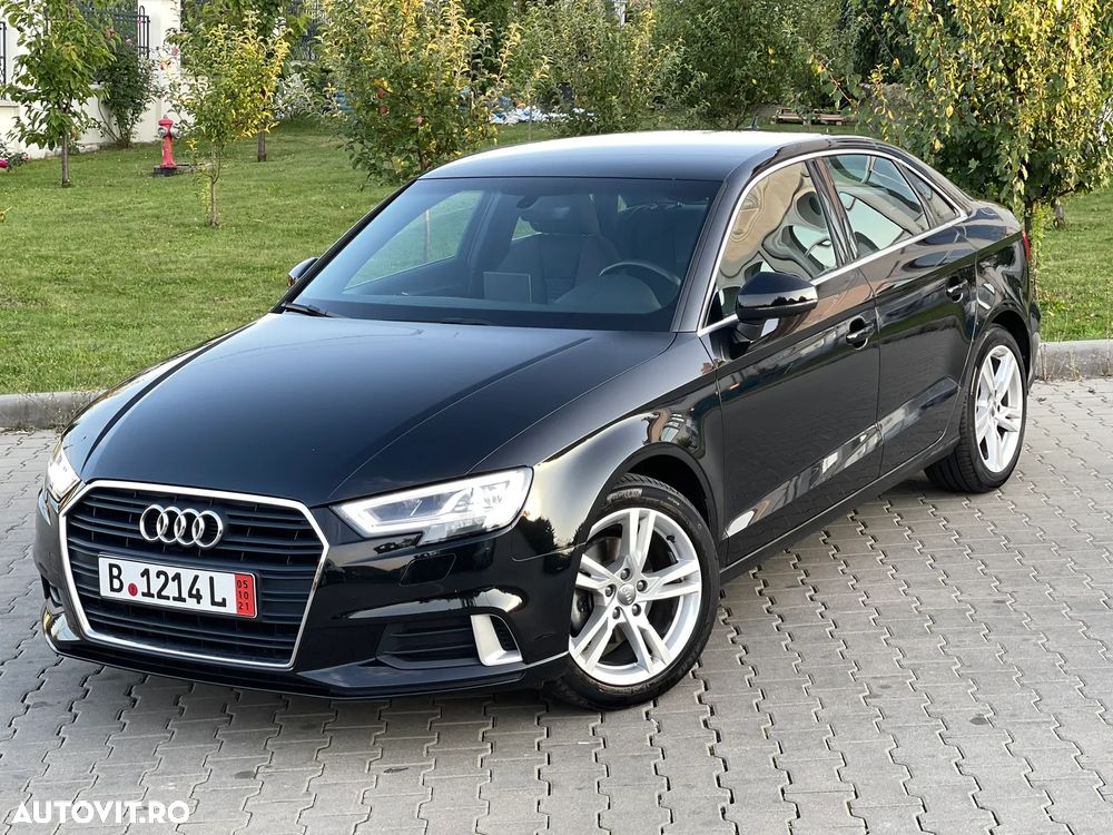 Audi A3 1.6 TDI Sportback S tronic sport - 1
