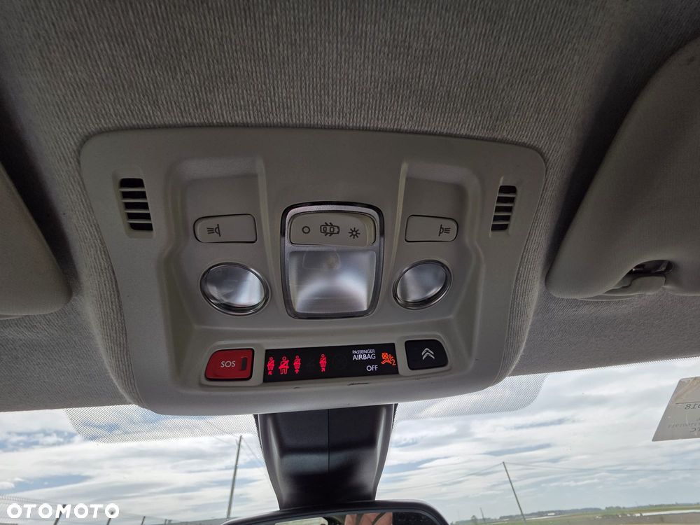 Citroën C3 Pure Tech 110 S&S EAT6 SHINE - 12