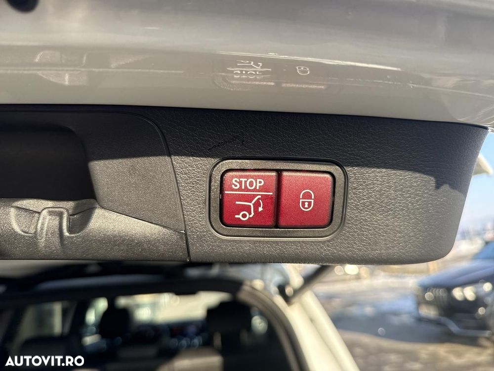 Mercedes-Benz EQB 300 4MATIC - 17