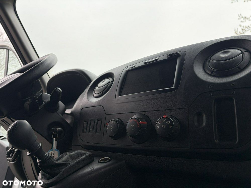 Renault Master - 13