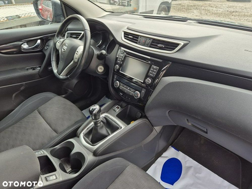 Nissan Qashqai - 15
