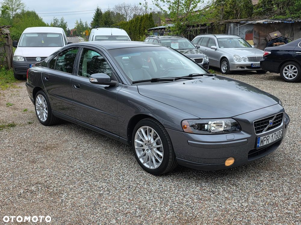 Volvo S60 2.4 Momentum - 4