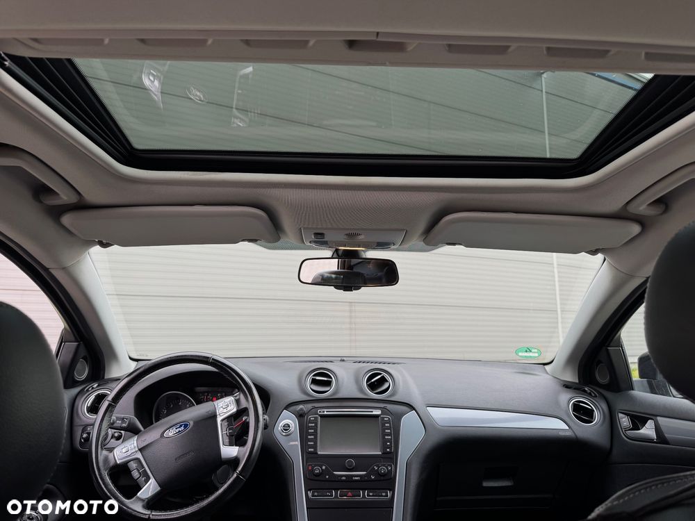 Ford Mondeo - 25