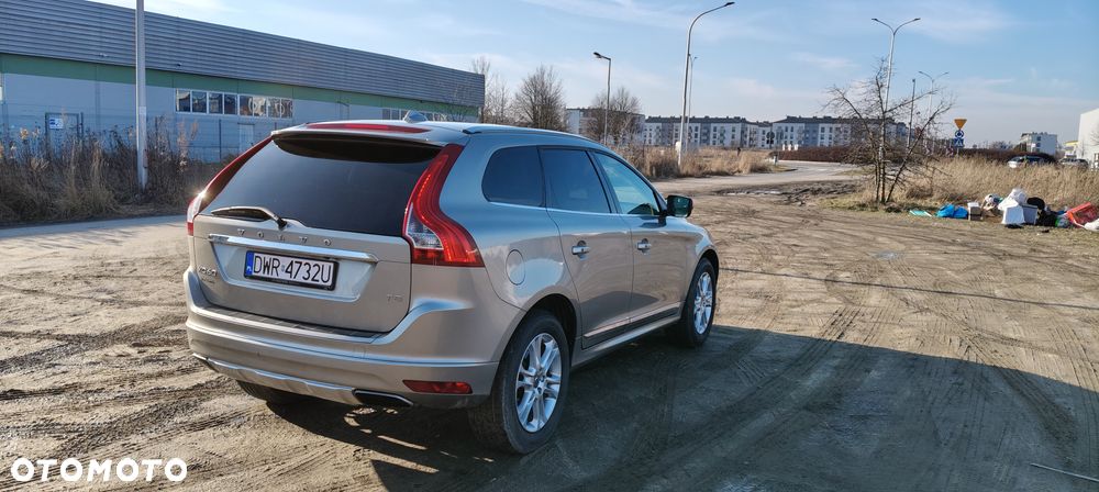 Volvo XC 60 - 8