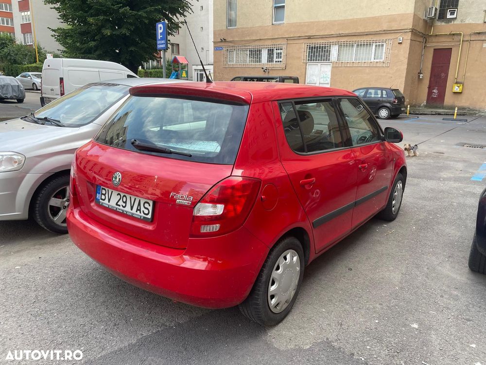 Skoda Fabia 1.2 HTP Ambiente - 8