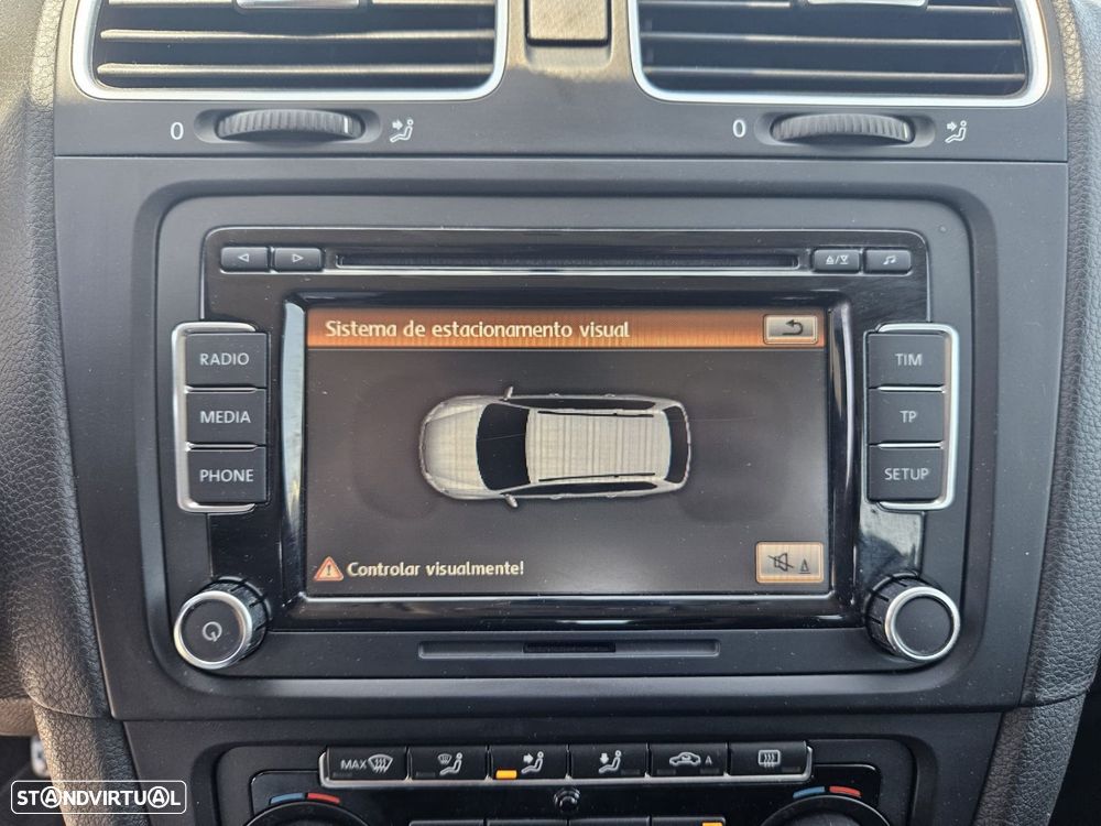 VW Golf Variant 1.6 TDi Highline - 30