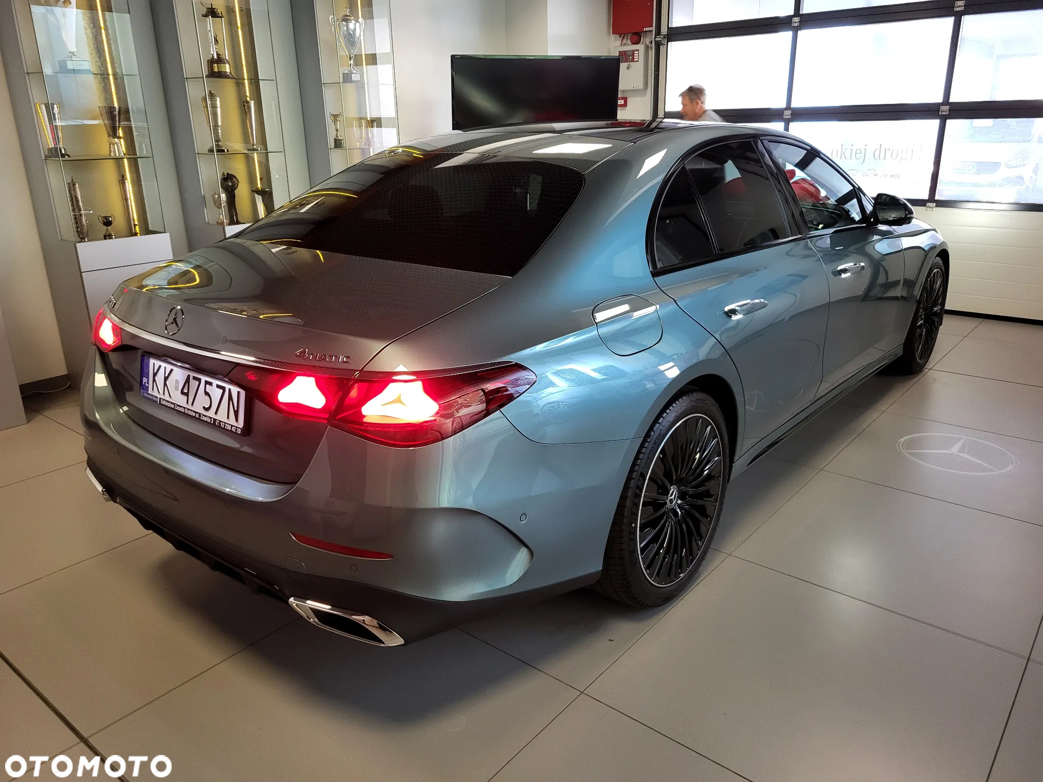 Mercedes-Benz Klasa E 200 4-Matic AMG - 8