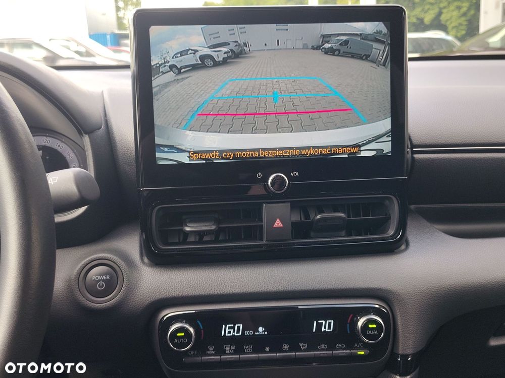 Toyota Yaris - 21
