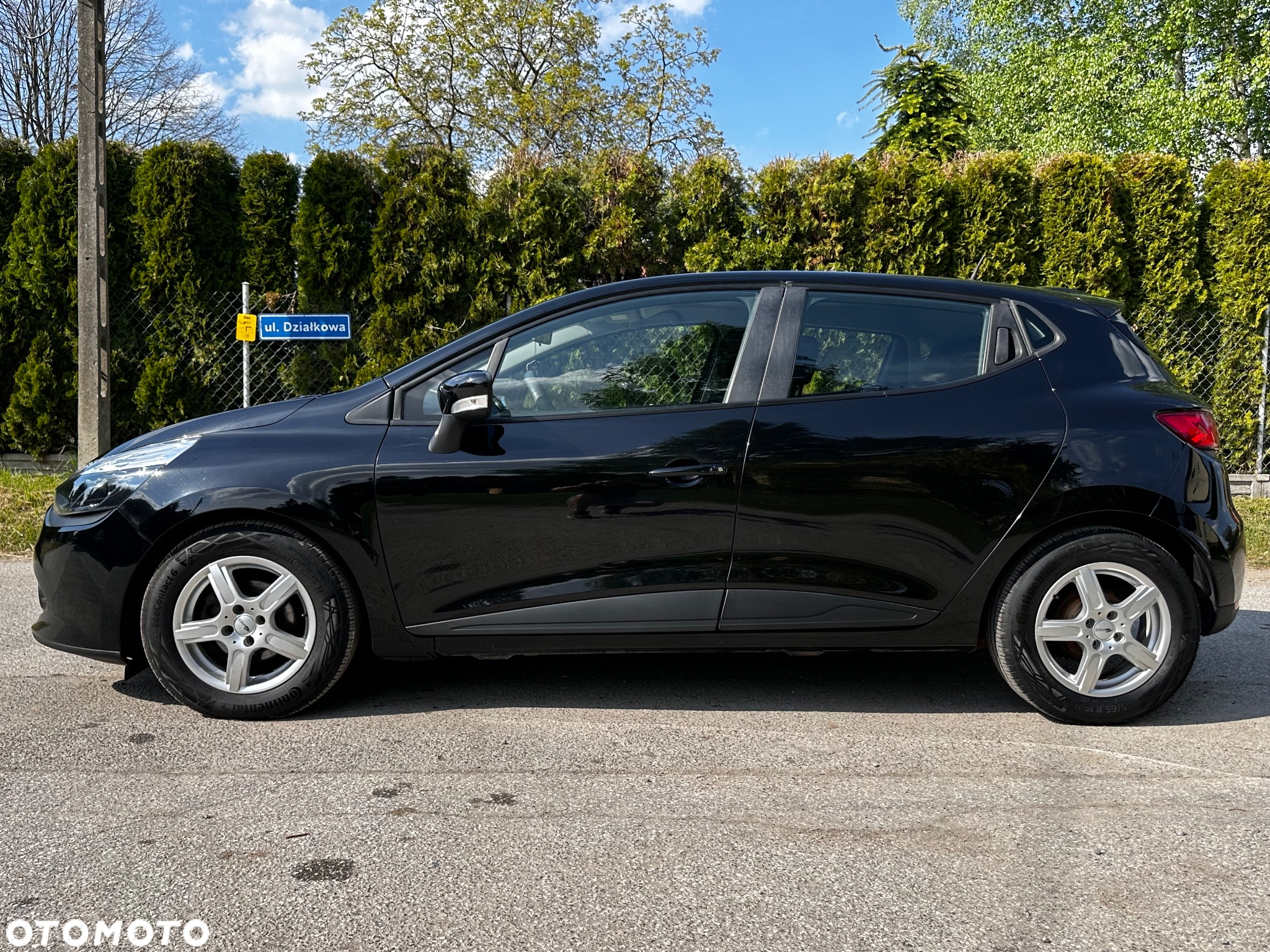 Renault Clio - 11