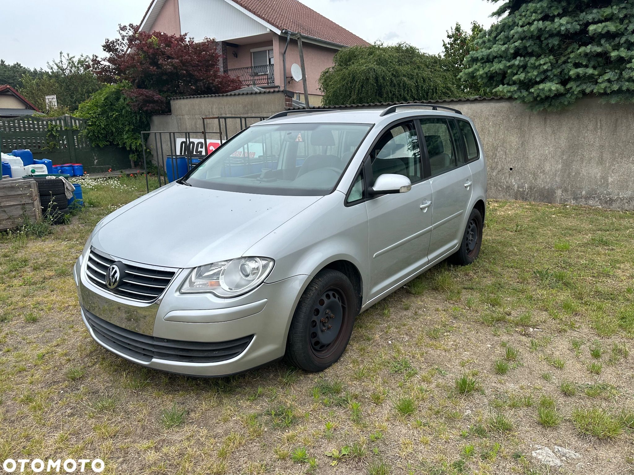 Volkswagen Touran 1.6 Trendline - 1