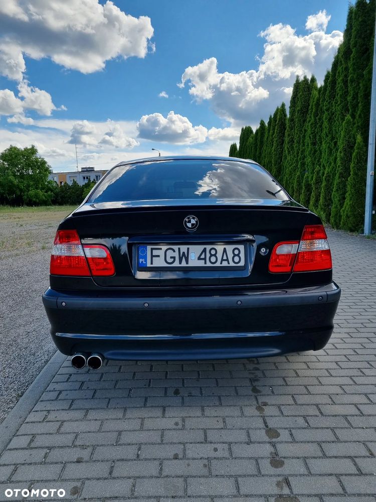 BMW Seria 3 330i - 4