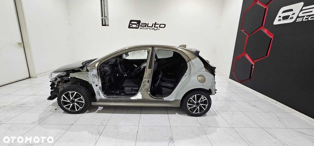Toyota Yaris - 6