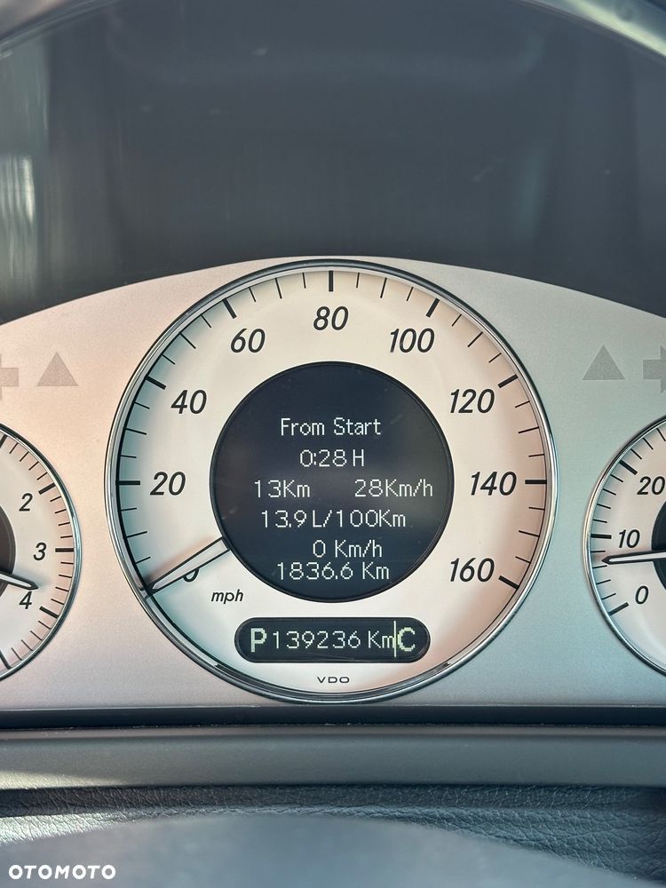 Mercedes-Benz CLK - 16