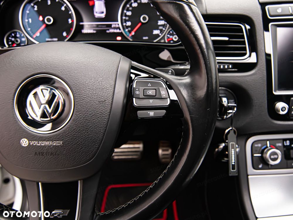 Volkswagen Touareg 3.0 V6 TDI BMT - 19