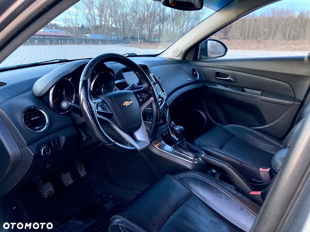 Chevrolet Cruze - 16